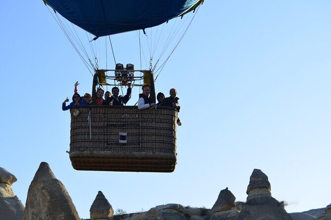 1 Hour Standard Flight at GOREME OVER - The Flight Itself: Pilot Commentary, Photo-Friendly Space, and the Post-Flight Toast