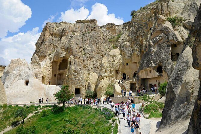 2 Days Red and Green tour - Day 2: Göreme Panorama, Derinkuyu, Ihlara Valley hike, Selime, Pigeon Valley, and onyx shaping
