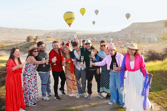 Balloons watching Tour w/ PickUp, Breakfast - Who should book Balloon Chasers for this exact experience