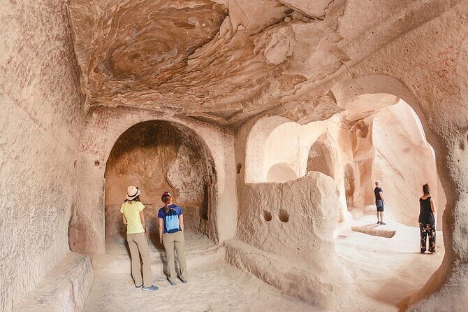Best of Red and Green Small Group Guided Tour - Fairy Chimneys and Uchisar Castle: viewpoints you can actually enjoy