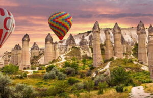 Cappadocia 1 or 2 Day Private Tour - Day 1: Esentepe, Göreme Open Air Museum, then the fairy-chimney photo circuit