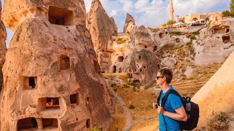 Cappadocia: Best of Red and Green Small Group Guided Tour - Avanos lunch break and the red clay pottery workshop