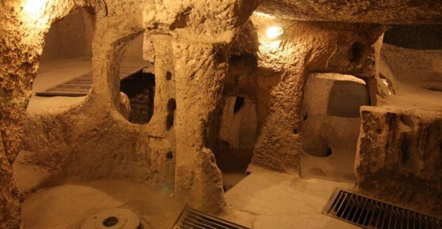 Cappadocia: Derinkuyu Underground City & Ihlara Valley Tour - Ihlara Valley’s 4-km walk by the Melendiz River