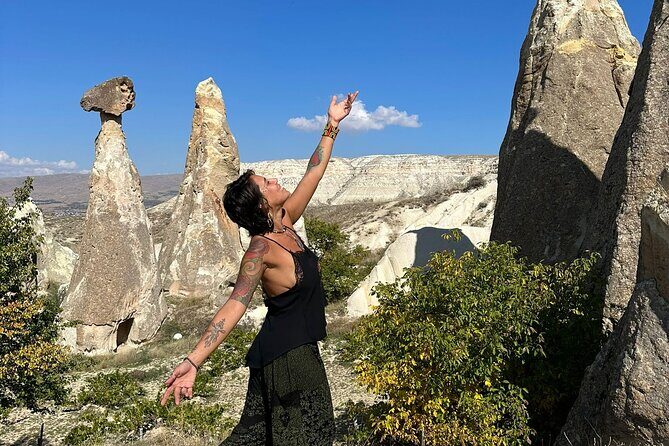 Cappadocia Full Day Hiking Tour with 2 Options - Red Valley church visits plus tea and fresh juice breaks