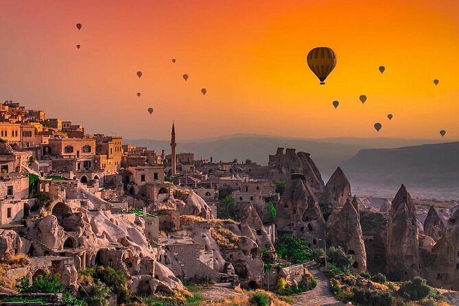 Cappadocia Full-Day Small Group Tour with Underground City - Your guide and driver: what the best days depend on