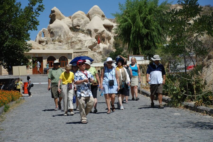 Cappadocia: Goreme Open Air Museum Guided Walking Tour - Walking Details: 4 km Round Trip, Moderate Fitness