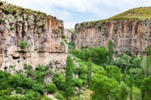 Cappadocia Green (South) Tour - Pickup, group size, and how the day flows from 9:15 to late afternoon