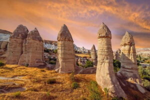 Cappadocia: Guided Red Tour with Lunch and Ticket - Uchisar Castle: The Best Start for Fairy-Chimney Views