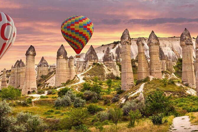 Cappadocia Hot Air Balloon Ride over Cat Valley with Transfers - Cat Valley balloons: why this route feels different