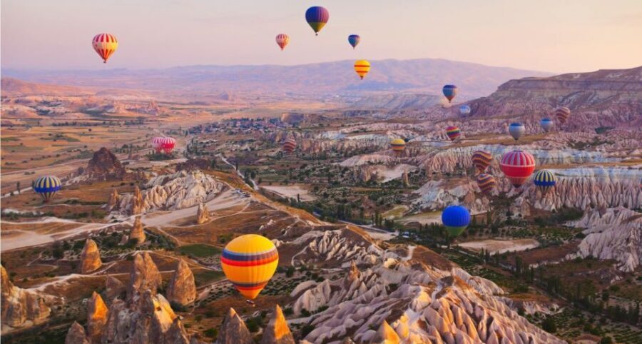 Cappadocia: Hot Air Balloon Tour - What to wear and bring for dawn photos (without guessing too much)