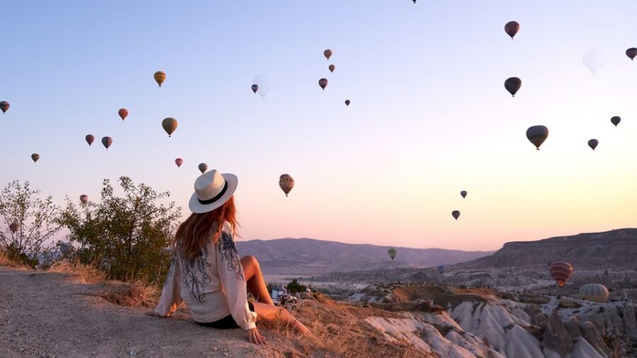 Cappadocia: Hot Air Balloon Watching at Sunrise with Pickup - Sandwiches and Tea/Coffee After the Balloons Land