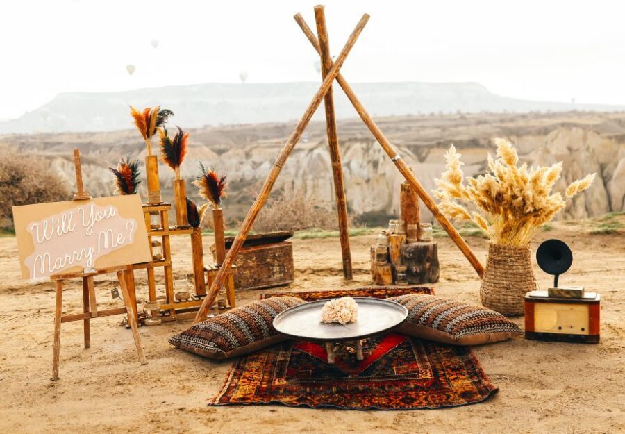 Cappadocia: Love Valley Proposal Service with Transfers - Optional photography: turning the yes into keepsakes