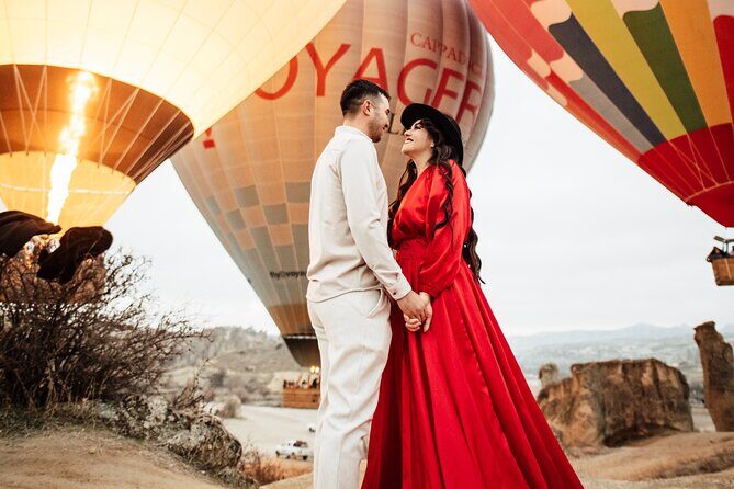 Cappadocia Photoshoot with Flying Dress & Instagram Reels - Price and Value for Couples vs Extra Dresses