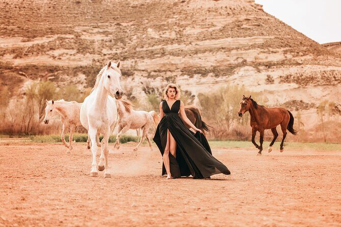 Cappadocia Private Flying Dress & Hot Air Balloon Photoshoot - How the flying-dress balloon look really works