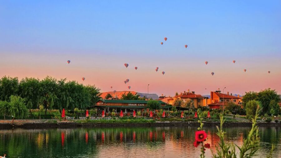 Cappadocia: RED & GREEN MIX TOUR - Paşabağ (Monks Valley): The Mushroom-Top Fairy Chimneys That Everyone Remembers