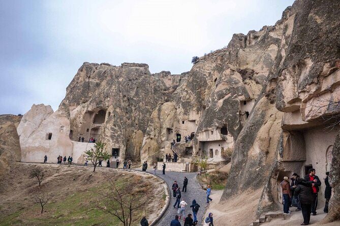 Cappadocia Red Tour (Pro Guide, Tickets, Lunch, Transfer incl) - Avanos lunch plus the cave pottery workshop