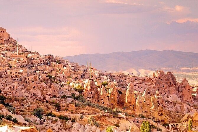 Cappadocia Red Tour With Open Air Museum And Expert Tour Guide - Hotel Pickup in Göreme: How the day starts at 9:00