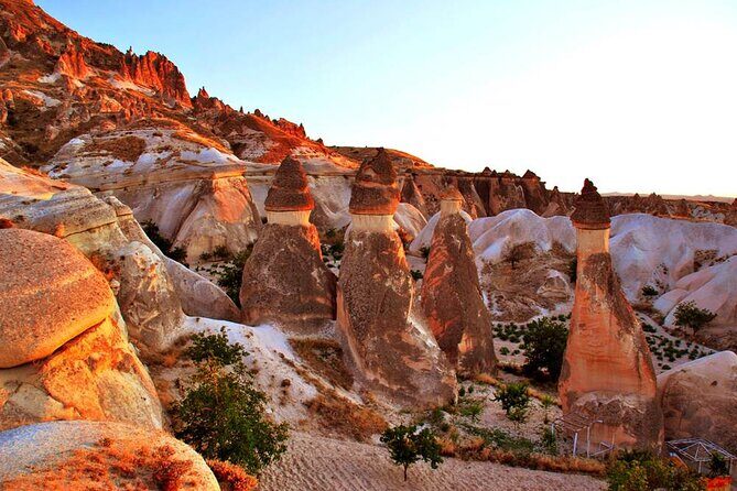 Cappadocia Red Tour With Open Air Museum And Expert Tour Guide - Avanos lunch and pottery: Turning a break into a real experience