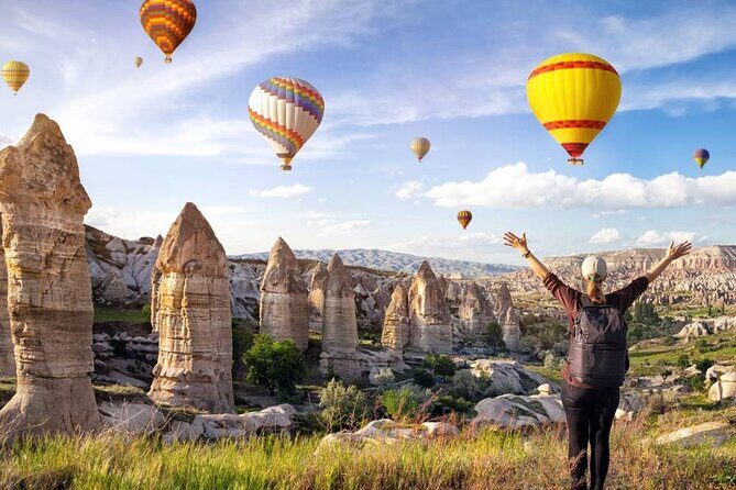 Cappadocia Red Tour With Open Air Museum And Expert Tour Guide - Uchisar Castle: The rock fortress viewpoint that sets the tone