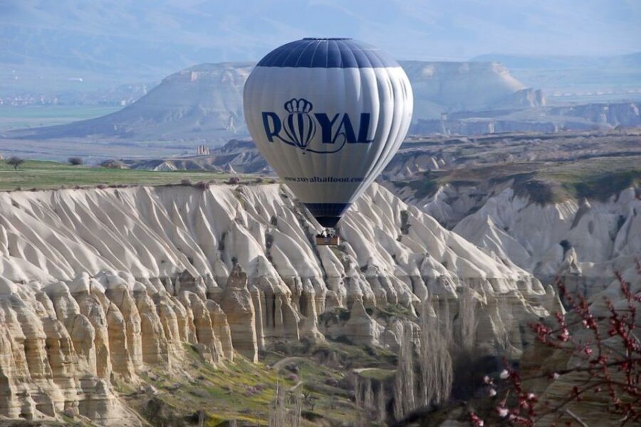 Cappadocia: Royal King Flight - Climbing to 300 meters: what the 60-minute flight actually feels like
