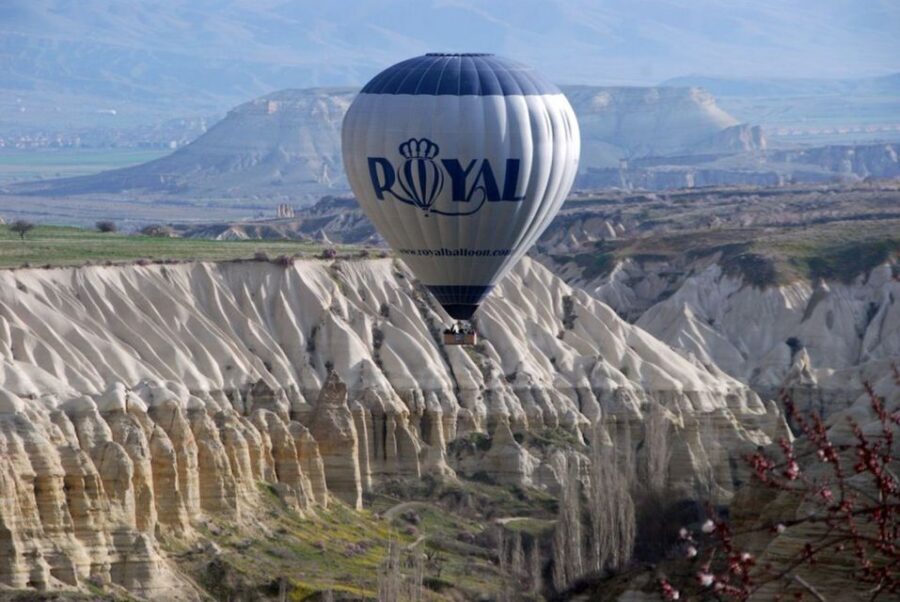 Cappadocia: Royal Queen Hot Air Balloon Tour at Sunrise - Who This Royal Queen Sunrise Tour Fits Best