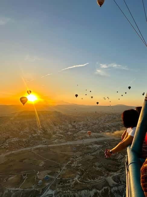 Cappadocia: Sunrise Hot-Air Balloon Flight - Safety and the Licensed Crew Factor