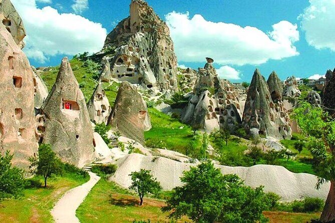 Cappadocia Sunrise Hot-Air Balloon Ride with breakfast & pick-up - Safety and professional pilots: the part you can’t ignore