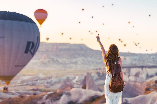 Cappadocia Sunrise Hot Air Balloon Watching Tour With Audio Guide - Stop 3: Göreme Viewpoint (The Big Picture)