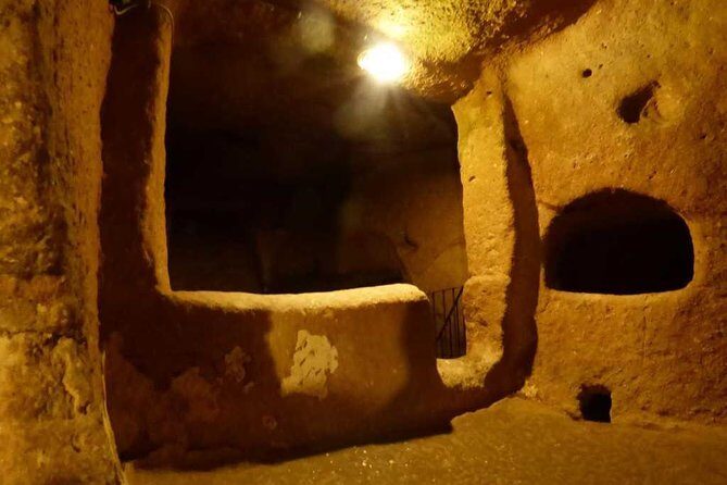 Cappadocia Underground City & Pigeon Valley Tour - Pigeon Valley: easy walking with cave and pigeon-house details