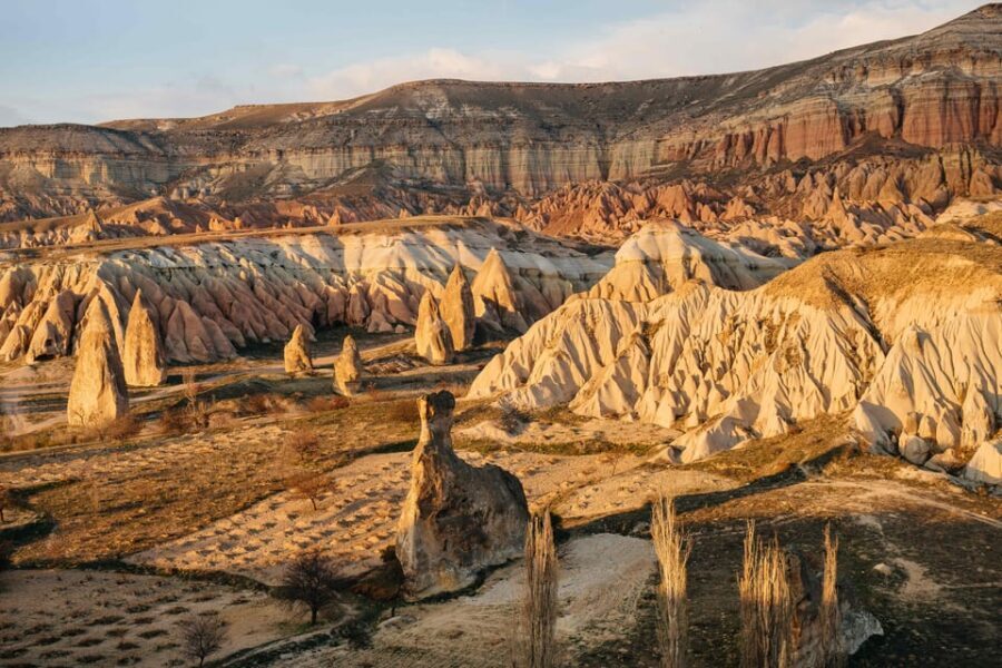 Cappadocia Watching the Sunset With Wine in Red Valley - Wine with sunset: included, simple, and surprisingly fitting