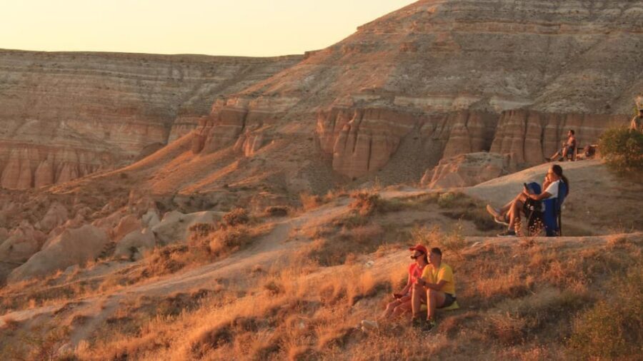 Cappadocia Watching the Sunset With Wine in Red Valley - Timing and duration: how the 1.5 hours usually feels