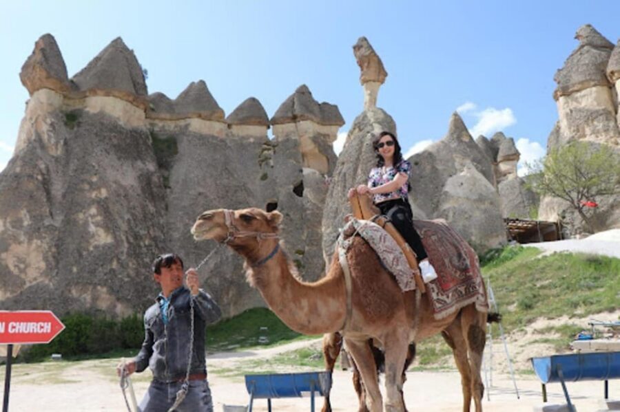 From Cappadocia: Sunrise or Sunset Camel Riding Day Trip - The best time to aim for photos and why “short” still works