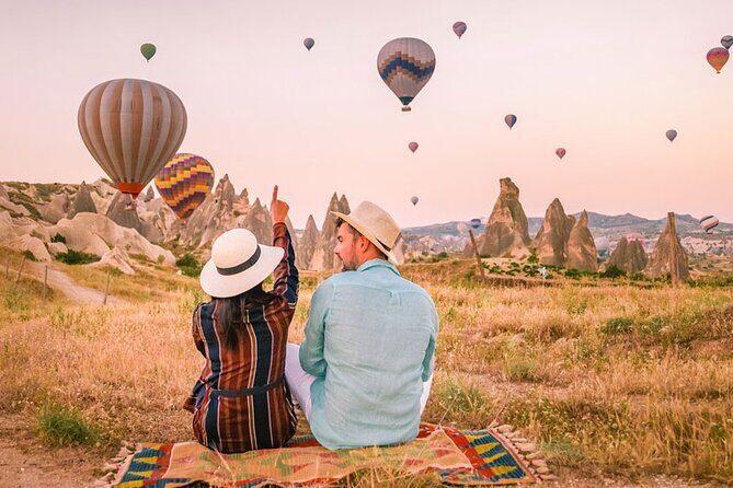 Full Day Private Cappadocia Tour (Luxury Van + Private Guide ) - Göreme Hilltop Viewpoint: The 360-Degree Fairy-Chimney Start