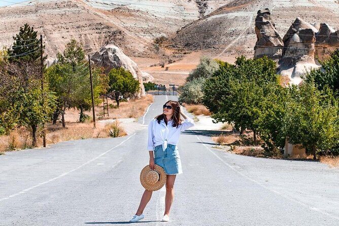 Full-Day Private Luxury Cappadocia Tour - Göreme Open Air Museum: Monastery Life Carved Into Rock