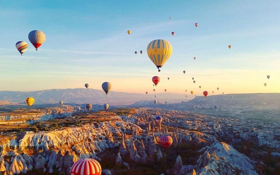 Göreme: Cappadocia Hot Air Balloon Ride - The ground details you’ll care about: guides, timing, and setup