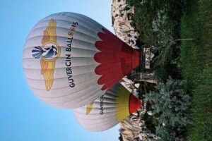 Goreme/Cappadocia Sunrise Hot Air Balloon Flight with Pickup - Safety Briefing, Snacks, and Crew Setup Before You Fly