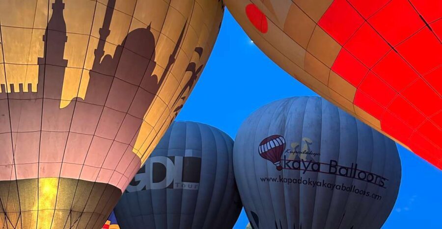 Göreme: Luxury Hot Air Balloon Flight in Göreme Valleys - While the balloons inflate: views, photos, and the pre-flight rhythm