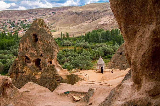 Green Cappadocia Underground City and Valleys Tour. Lunch incl. - Small group and guide style: what to look for
