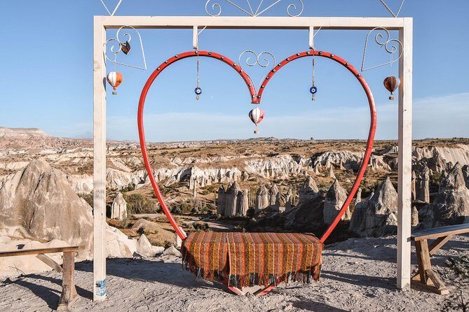 Highlights of Cappadocia (Mix of Red and Green Private Tour) - Göreme Open-Air Museum: Churches Carved Into Rock