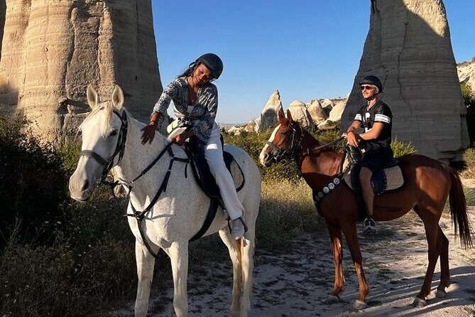 Horse Riding in Cappadocia - Pickup, Helmets, and the First Minutes at the Horse Farm