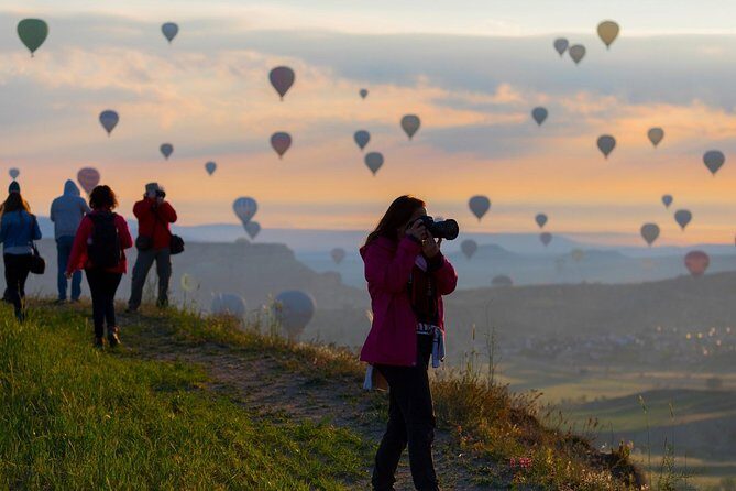 Hot Air Balloon, Best of Red and Green Guided 1-Day Tour - Pottery and Rug Workshops: Good to Watch, Easy to Overdo