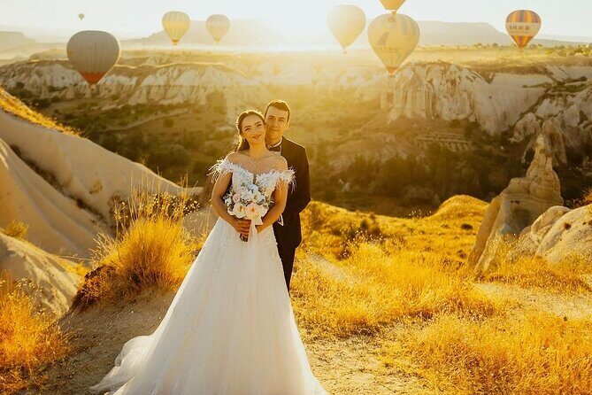 Marriage Proposal and Photoshoot in Cappadocia with Balloon view - Balloon-view proposal in Love Valley (and why it works)