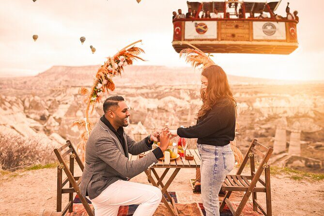 Marriage Proposal and Photoshoot in Cappadocia with Balloon view - Should you book this balloon-view proposal photoshoot?