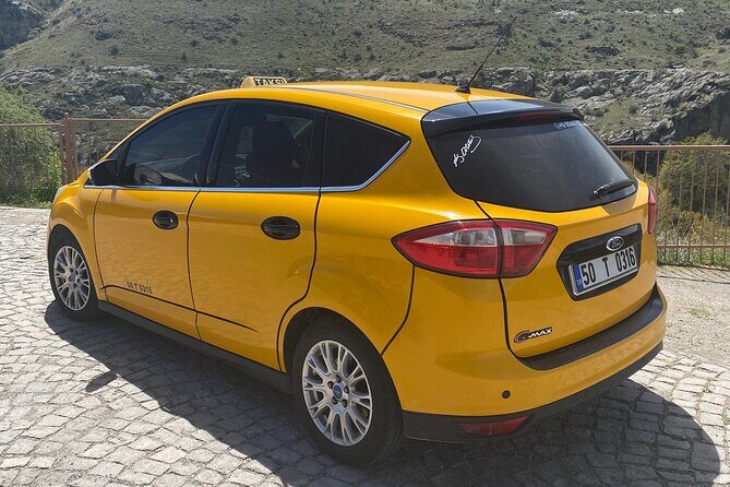 Private Transfer from Nevşehir (NAV) Airport to Cappadocia Hotels - The Ride Itself: Comfort, Water, and Safe Driving