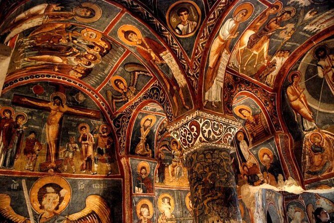 Red (North) Tour Cappadocia (small group) with lunch and tickets - Göreme Open Air Museum: cave churches and painted history