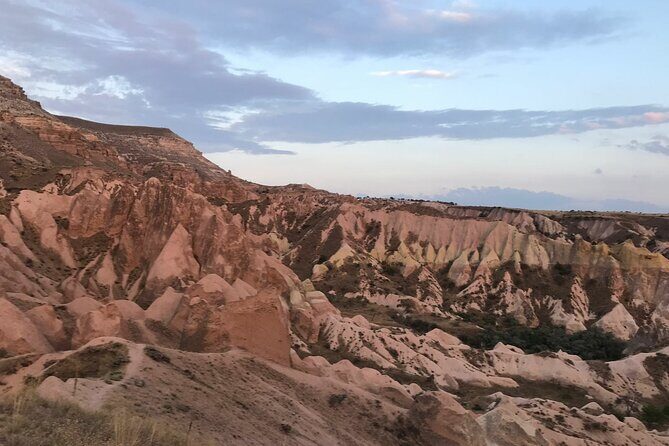 Rose Valley Sunset Hiking in Cappadocia - Guides and pacing: when it feels smooth, and when it doesn’t