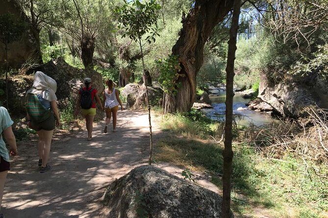 Southern Cappadocia Tour with Ihlara Canyon - Onyx Stop: Gem Viewing and a Typical Retail Pause