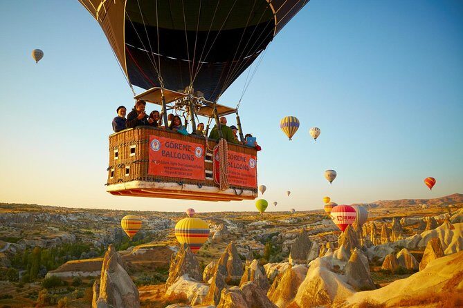 Sunrise Hot Air Balloon Flight Over Göreme & Fairy Chimneys - Hotel Pickup and the Early-Morning Transfer Reality