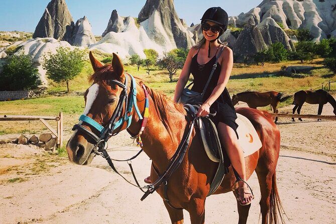 Sunset Horse Back Riding tour - Small Group Size: Why a Max of 10 Matters