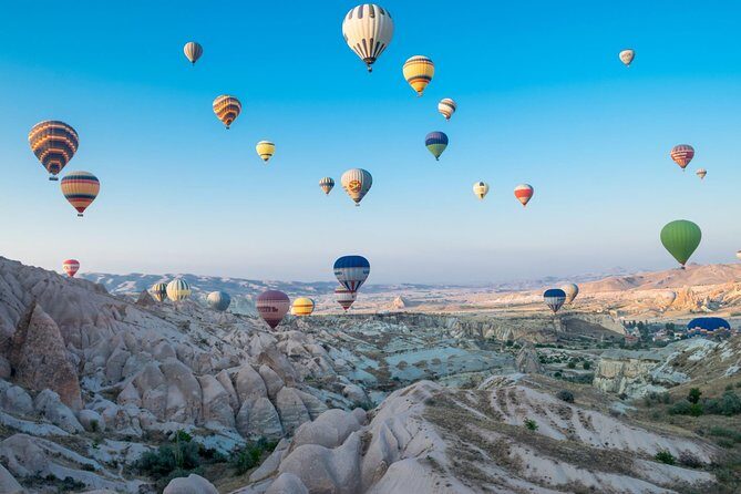 Turkey Hot Air Balloon Tour in Cappadocia - The Pre-Flight Wait: Snacks, Coffee, and Pilots Picking the Takeoff Spot